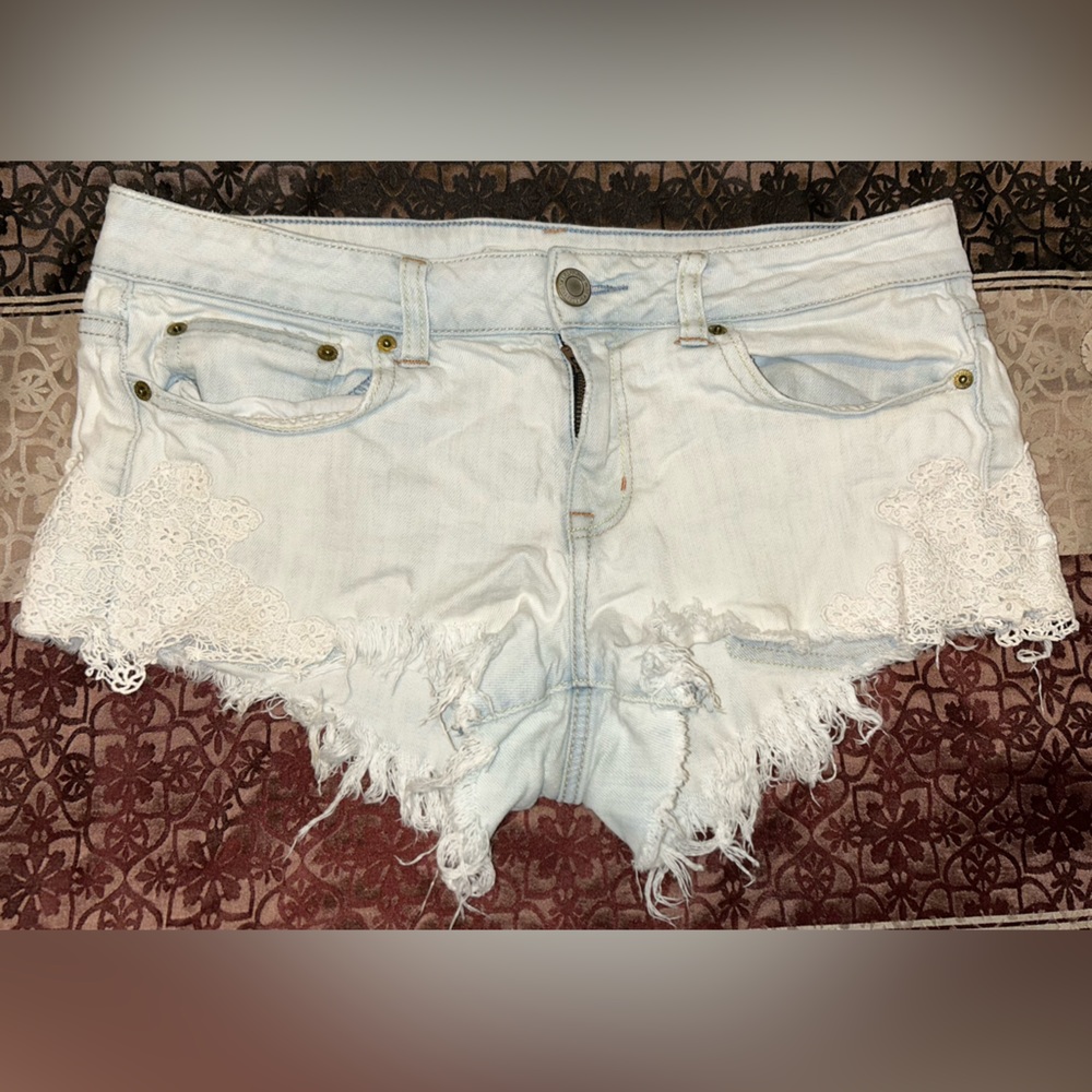 American Eagle Jean Shorts size 10!